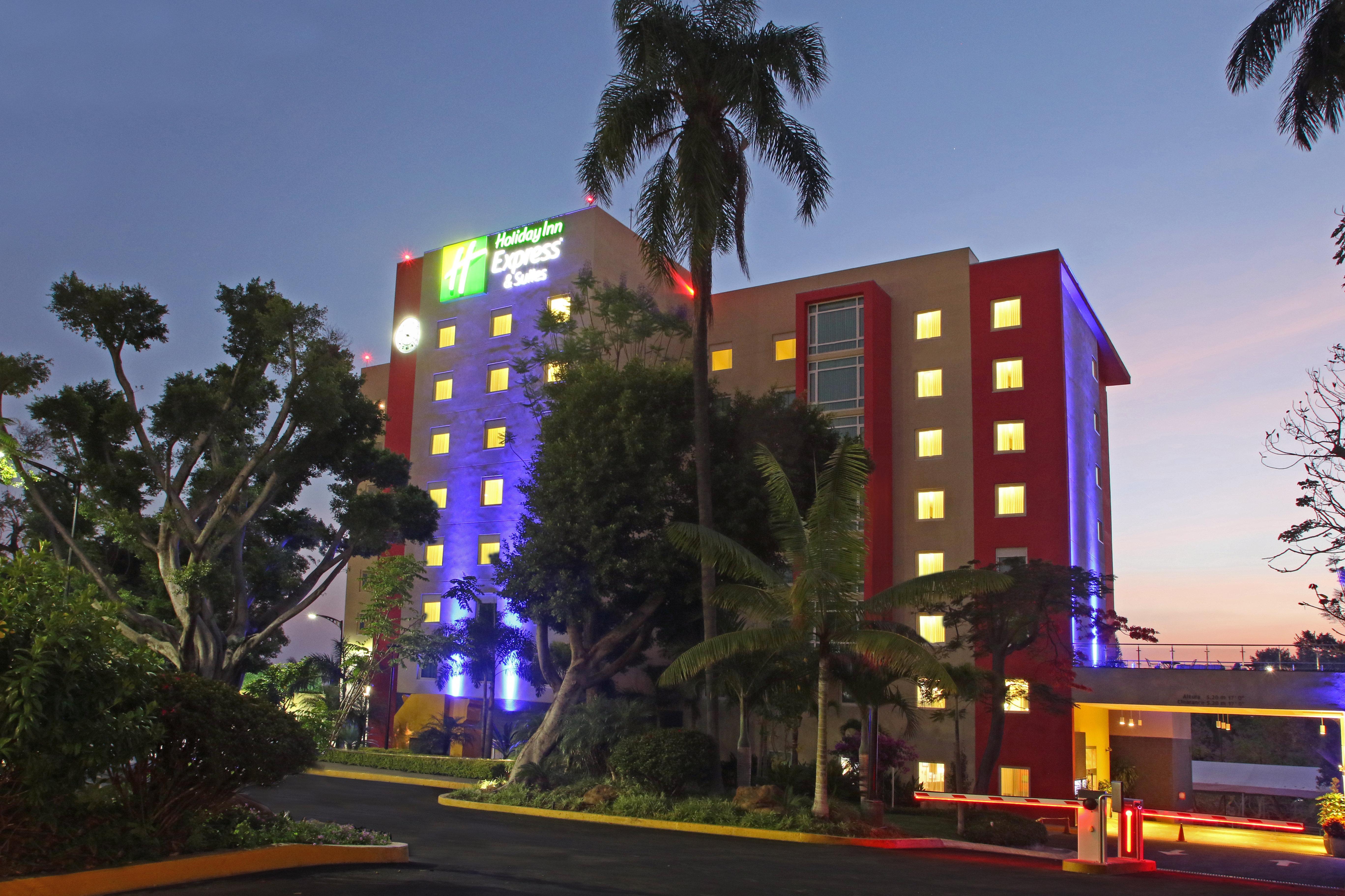 Holiday Inn Express & Suites Cuernavaca, An Ihg Hotel Εξωτερικό φωτογραφία